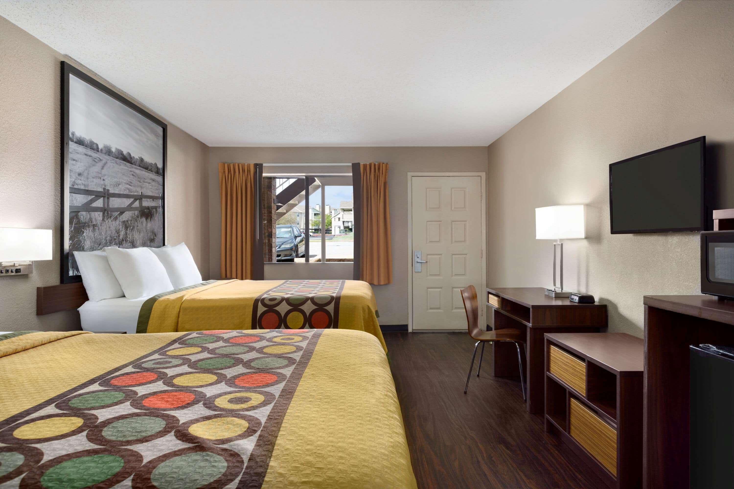 Super 8 By Wyndham Universal City Exterior foto